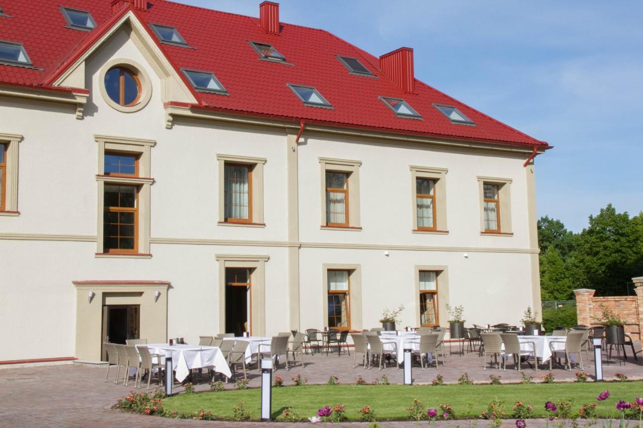 Central Hotel Radziwiliszki Exteriör bild